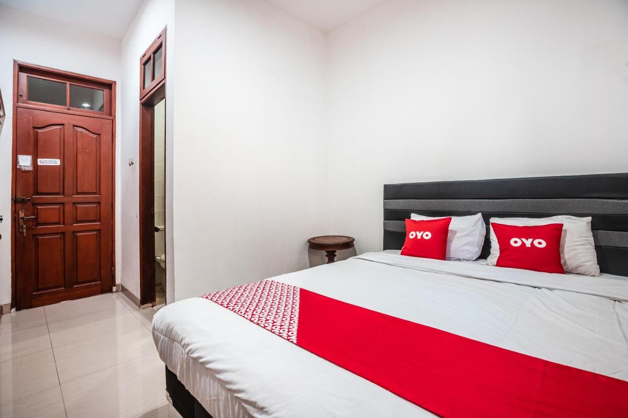 Oyo 1990 Kost Kuningan Executive Boading House Setiabudi Джакарта Екстериор снимка